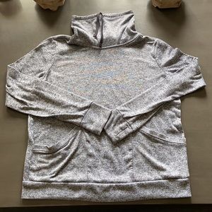 🚨Old Navy Cowl Neck Pullover